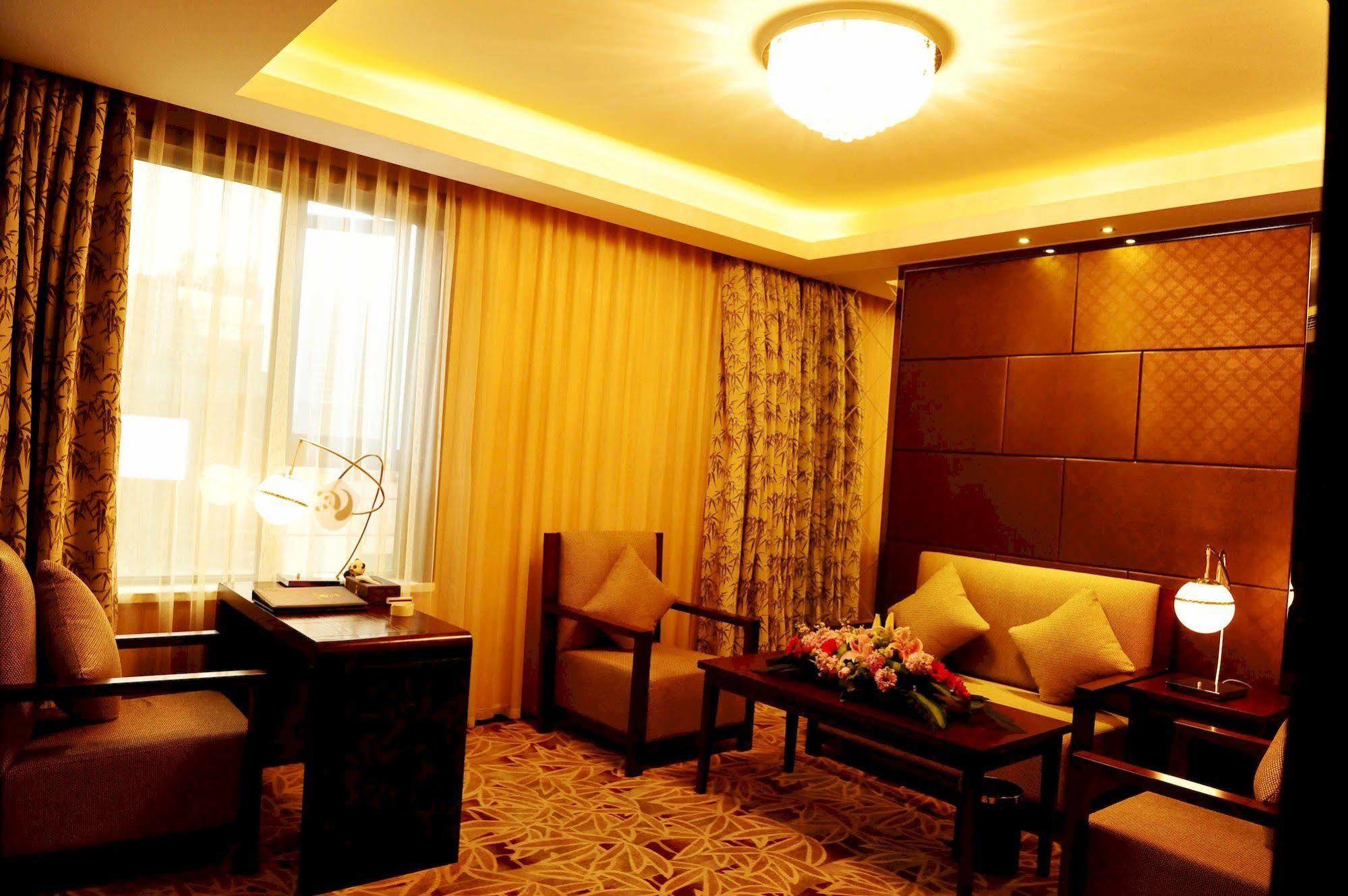 Chengdu Panda Prince Culture Hotel Ngoại thất bức ảnh
