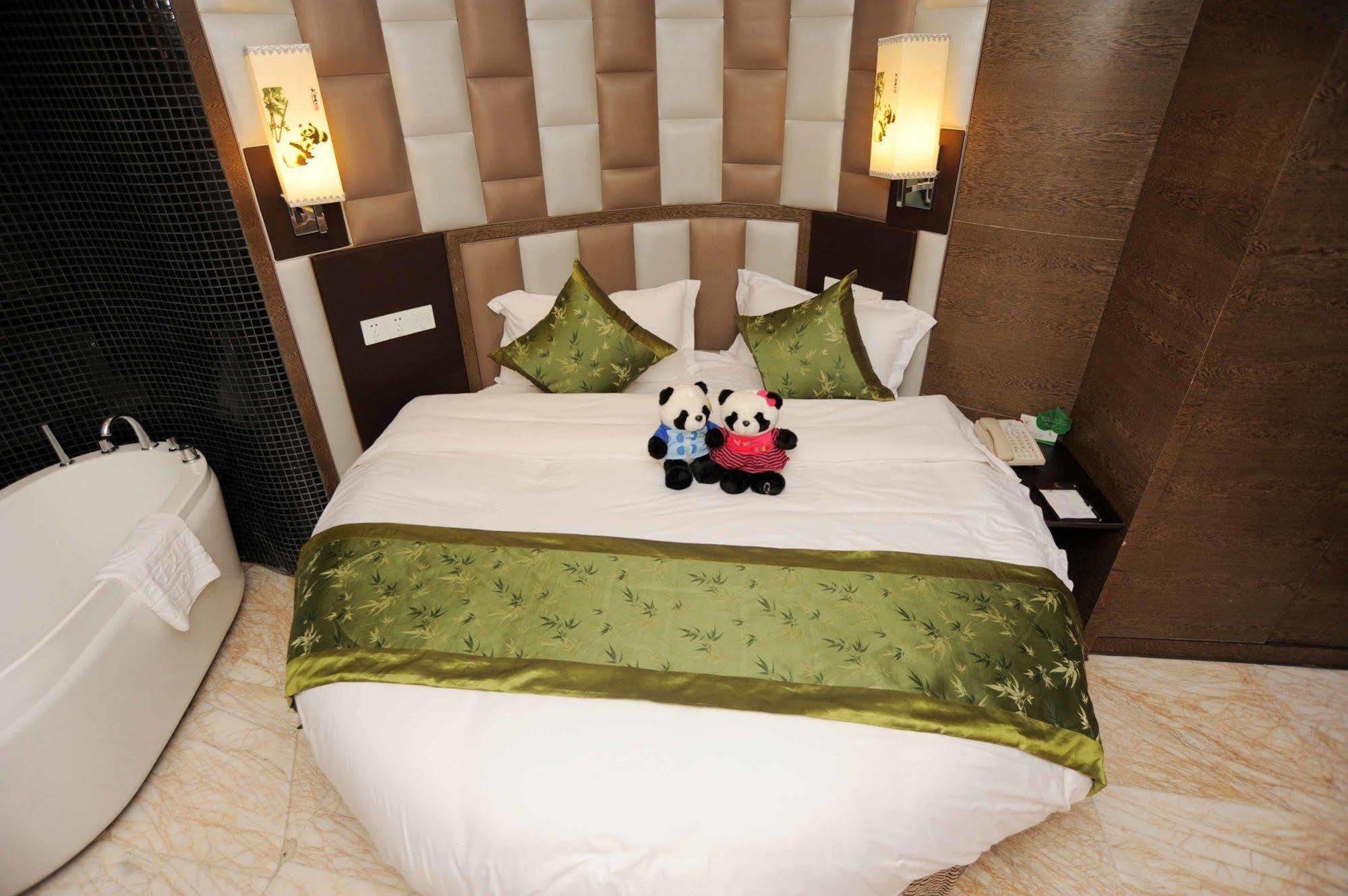 Chengdu Panda Prince Culture Hotel Ngoại thất bức ảnh