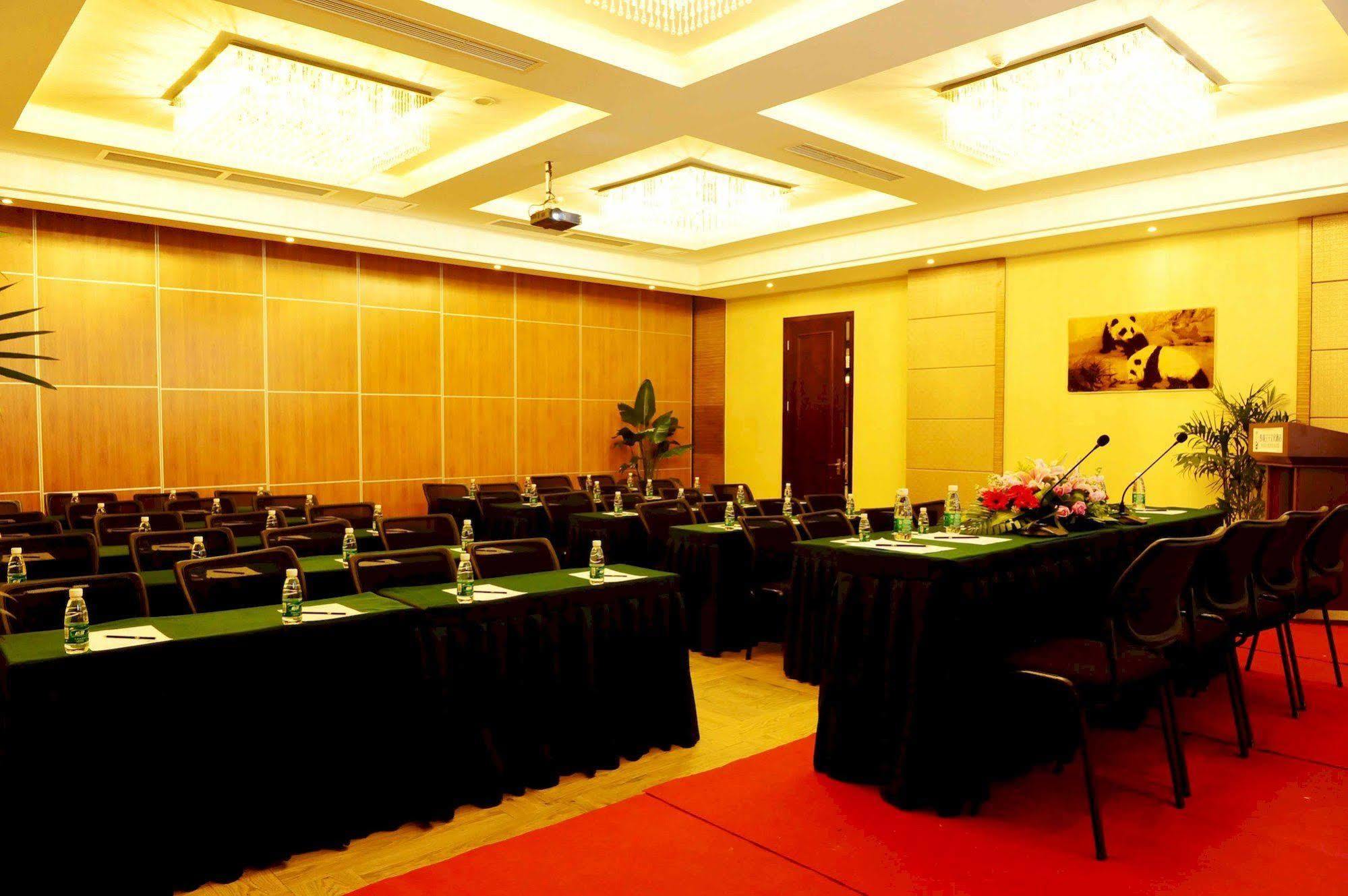 Chengdu Panda Prince Culture Hotel Ngoại thất bức ảnh