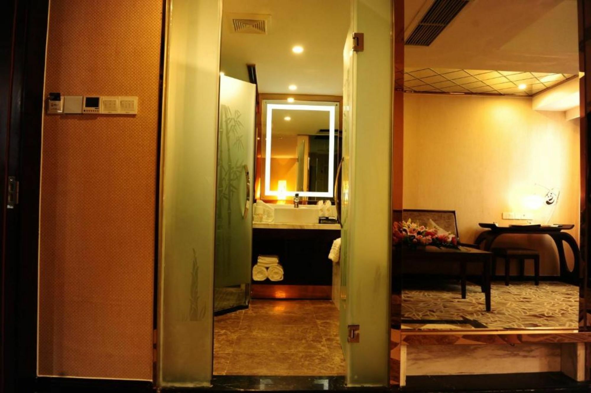 Chengdu Panda Prince Culture Hotel Ngoại thất bức ảnh